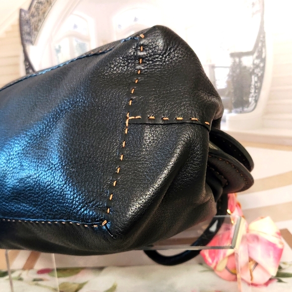 AUTHENTIC FENDI Selleria Pebbled Leather Handbag Dr's Style - Picture 3 of 14